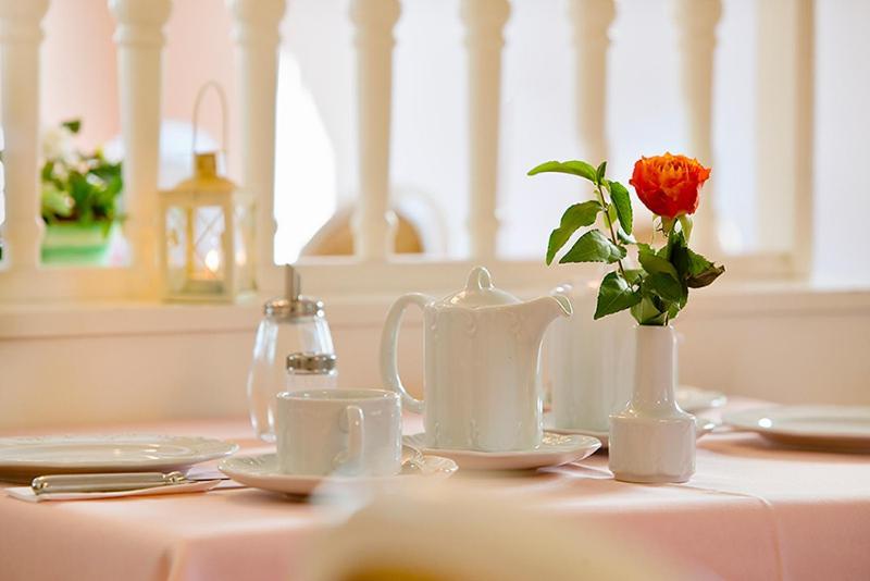Hotel Heuboden Umkirch Ngoại thất bức ảnh