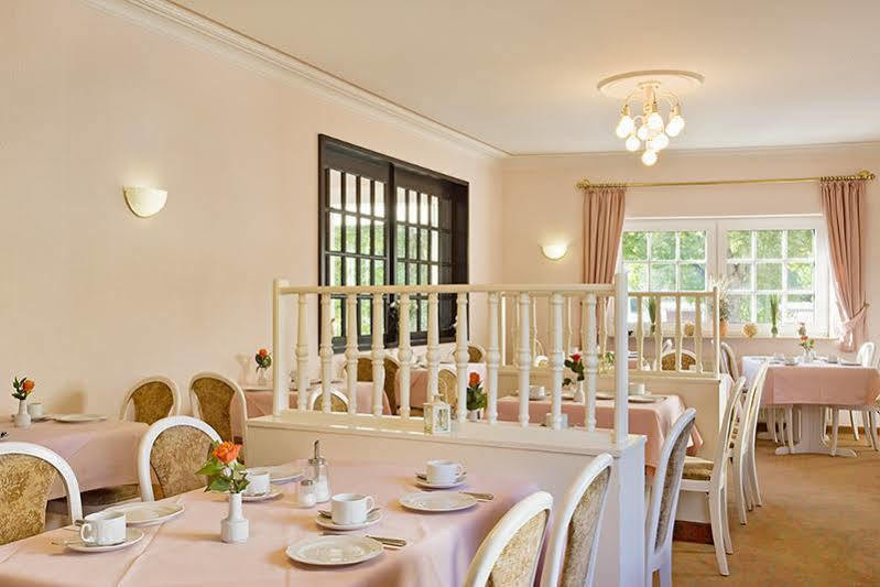Hotel Heuboden Umkirch Ngoại thất bức ảnh